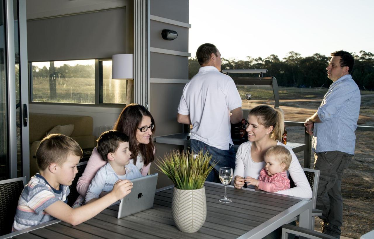 Savannah Cabins, Taronga Western Plains Zoo Ντούμπο Εξωτερικό φωτογραφία